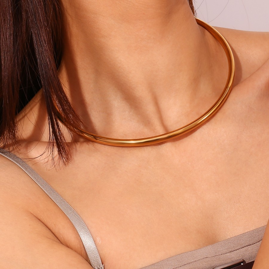 Collar Rígido Basic Gold