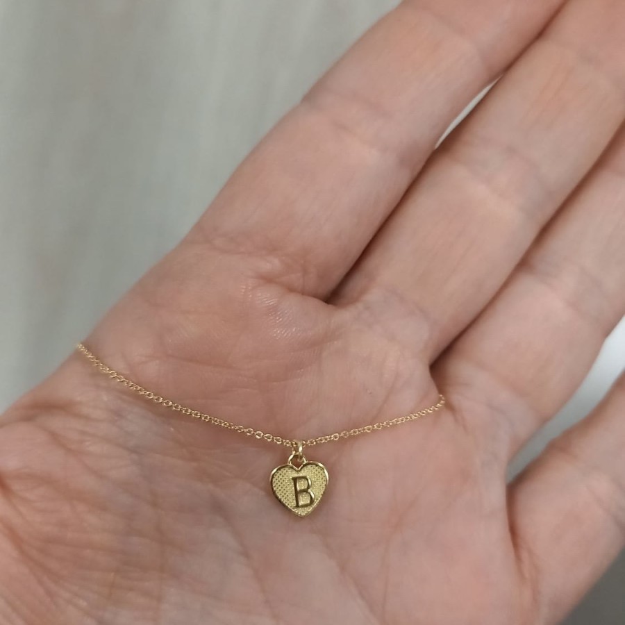 Collar Celine Inicial Corazón Gold