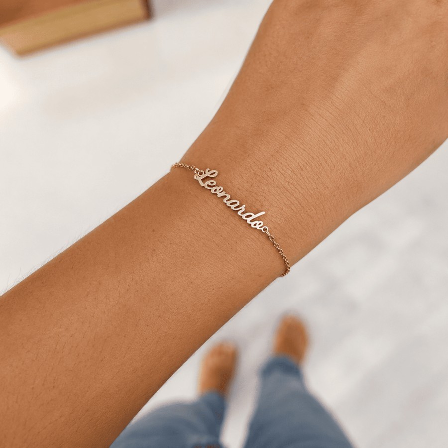 Pulsera 1 a 4 Nombres personalizada Gold